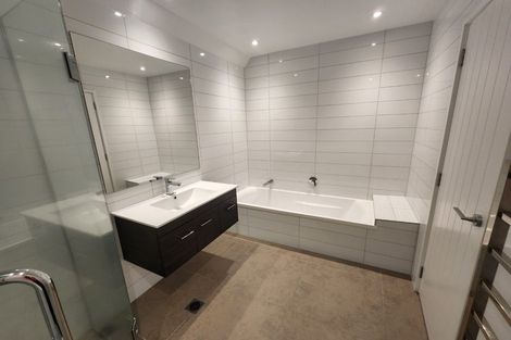 Photo of property in 30 Te Oneroa Way, Long Bay, Auckland, 0630