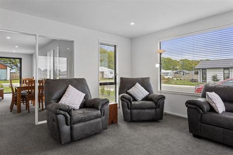 Photo of property in 2 Stonyer Street, Woodend, 7610