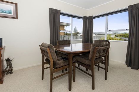 Photo of property in 6 Lorelei Place, Opaheke, Papakura, 2113