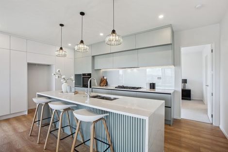 Photo of property in 39c Sorrel Crescent, Bucklands Beach, Auckland, 2012