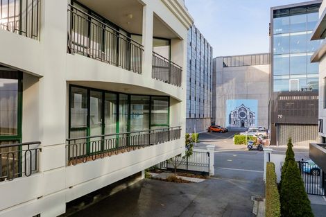 Photo of property in Regent Courts, 2/75 Gloucester Street, Christchurch Central, Christchurch, 8013