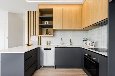 Photo of property in 35 Observation Green, Hobsonville, Auckland, 0616