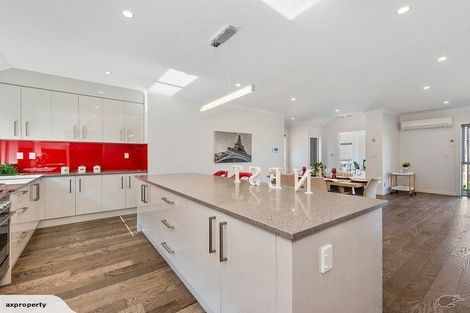 Photo of property in 11 Castleton Way, Flagstaff, Hamilton, 3210