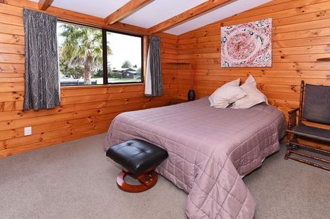 Photo of property in 165 Carnoustie Drive, Wattle Downs, Auckland, 2103