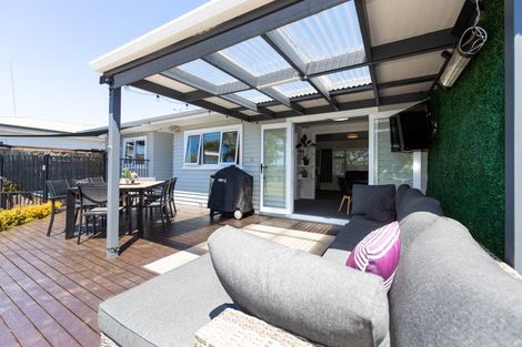 Photo of property in 4 Wycliffe Street, Onekawa, Napier, 4110