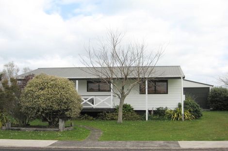 Photo of property in 22 Whitby Avenue, Whitianga, 3510