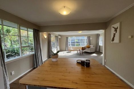 Photo of property in 16 Cashmere Road, Cashmere, Christchurch, 8022