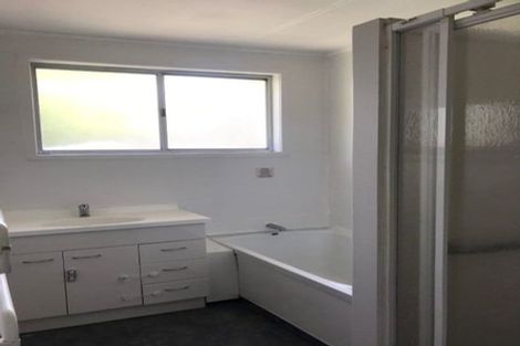Photo of property in 30 Killarney Avenue, Torbay, Auckland, 0630