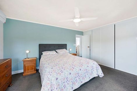 Photo of property in 30c Neeve Road, Taradale, Napier, 4112
