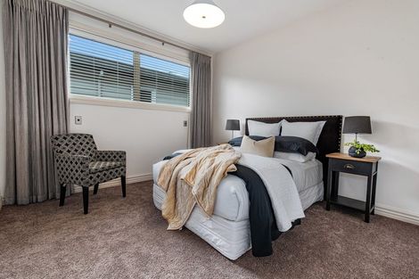 Photo of property in 6 York Terrace, Riverhead, 0820