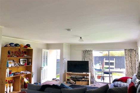 Photo of property in 2/3 Berwyn Avenue, Takanini, 2112