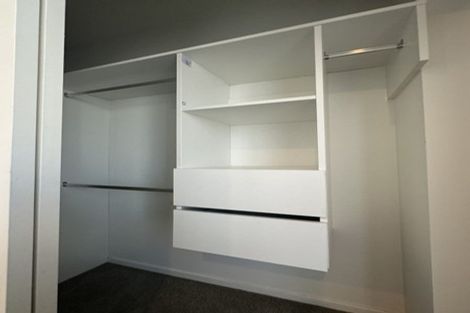 Photo of property in 60 Waipuhinui Way, Wiri, Auckland, 2104