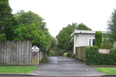 Photo of property in 1/28 Woodglen Road, Glen Eden, Auckland, 0602