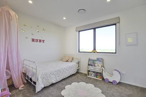 Photo of property in 69a Pirau Road, Fernhill, Napier, 4183