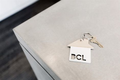 Photo of property in 12 Cyprus Place, Fitzherbert, Palmerston North, 4410