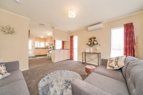 Photo of property in 19a Gemstone Drive, Birchville, Upper Hutt, 5018