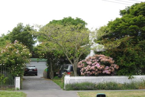 Photo of property in 82 Nortons Road, Avonhead, Christchurch, 8042