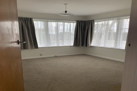 Photo of property in 98 Oakdale Road, Mount Roskill, Auckland, 1041