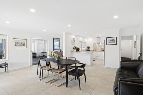 Photo of property in 15 Evans Court, Pukekohe, 2120