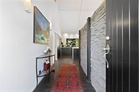 Photo of property in 29 Glen Mohr, Acacia Bay, Taupo, 3385