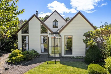 Photo of property in 40 Glenross Street, Glenross, Dunedin, 9011