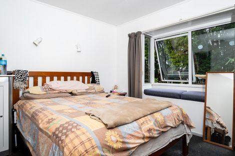 Photo of property in 2/15 Mcleod Road, Henderson, Auckland, 0612