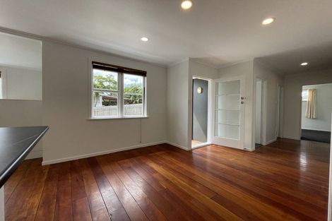 Photo of property in 38 Waipani Road, Te Atatu Peninsula, Auckland, 0610