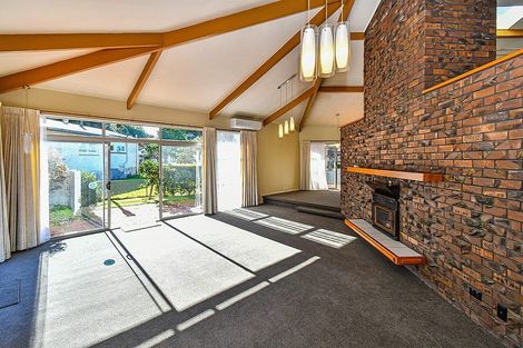 Photo of property in 350c Great South Road, Opaheke, Papakura, 2113