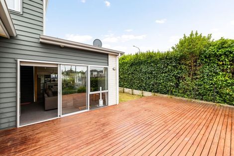 Photo of property in 1 Springside Court, Huntington, Hamilton, 3210