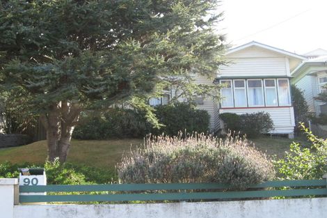 Photo of property in 90 Queens Drive, Lyall Bay, Wellington, 6022