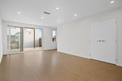 Photo of property in 32 Corporal Street, Papakura, 2110