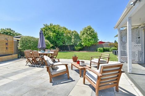 Photo of property in 10 Martyn Street, Rangiora, 7400