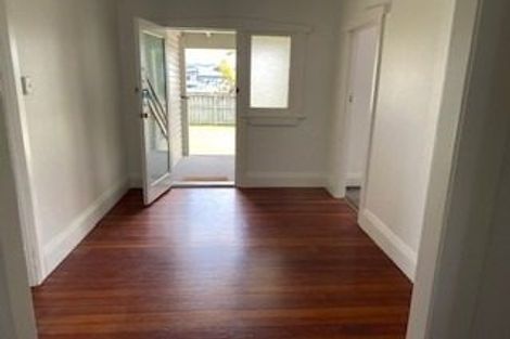 Photo of property in 10 Claudelands Road, Hamilton East, Hamilton, 3216