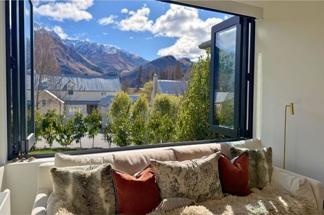 Photo of property in 31 Settlers Way, Arrowtown, 9371