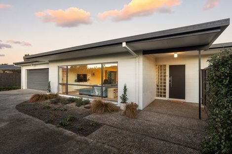 Photo of property in 22 Seamer Place, St Andrews, Hamilton, 3200