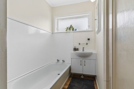 Photo of property in 82 Old Onerahi Road, Onerahi, Whangarei, 0110