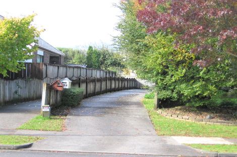 Photo of property in 14b Kallaroo Place, Botany Downs, Auckland, 2010