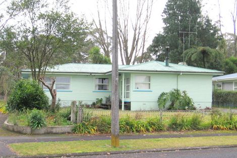 Photo of property in 13 Keitha Place, Glenview, Hamilton, 3206