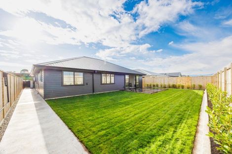 Photo of property in 68 Freedom Drive, Kelvin Grove, Palmerston North, 4414