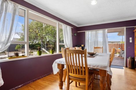 Photo of property in 23 Farnborough Street, Aranui, Christchurch, 8061