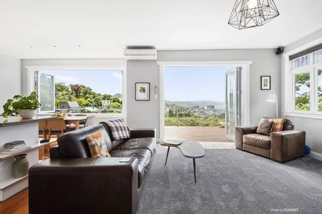 Photo of property in 15 Laura Avenue, Brooklyn, Wellington, 6021