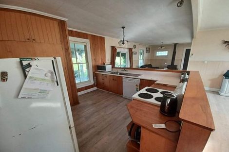 Photo of property in Dippers Halll, 28 Bell Street, Otane, 4202