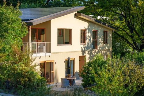 Photo of property in 337 Beacon Point Road, Wanaka, 9305