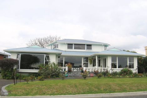 Photo of property in 14 Tirinui Crest Road, Otumoetai, Tauranga, 3110
