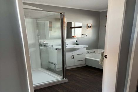 Photo of property in 13 The Bollard, Whitby, Porirua, 5024