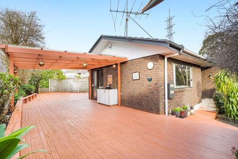 Photo of property in 109 Kemp Road, Massey, Auckland, 0614