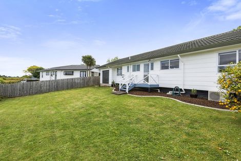 Photo of property in 6 Lorelei Place, Opaheke, Papakura, 2113