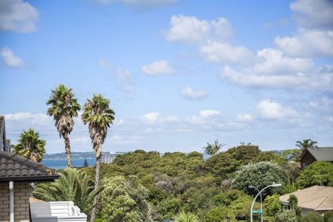 Photo of property in 3 Ambassador Glade, Orewa, 0931