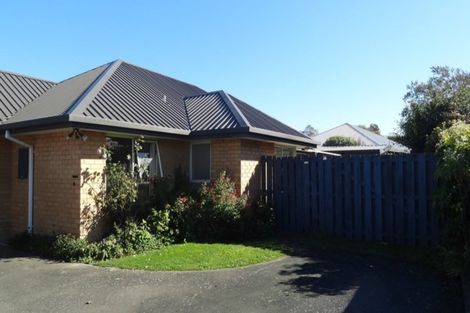 Photo of property in 1 Middlepark Road, Sockburn, Christchurch, 8042