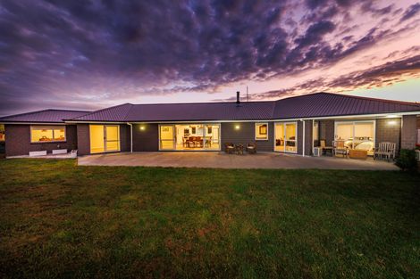 Photo of property in 97 Pohangina Road, Ashhurst, Palmerston North, 4470
